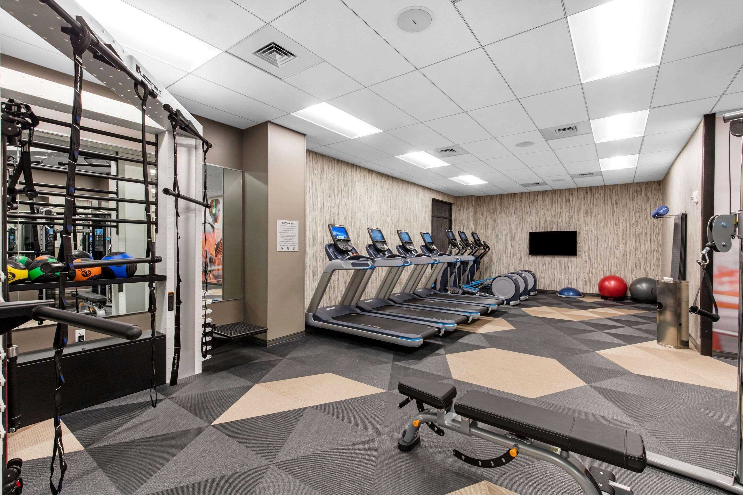 Hotel Cambria Downtown 4*