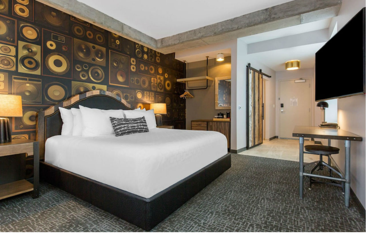 Hotel Cambria Downtown